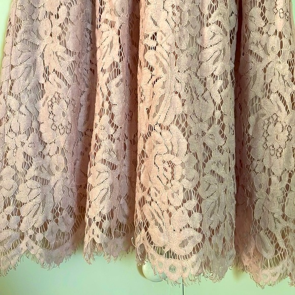 Soprano, Lace, Halter Neck Style Dress in light pink, size Large - Picture 3 of 10